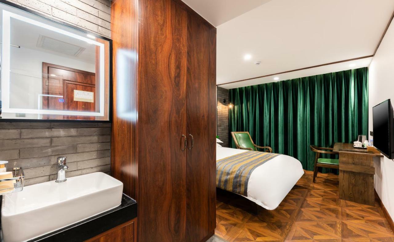 Nostalgia Hotel Near Prince Gong'S Mansion- Beihai Park, Tian'Anmen Square, Nanluoguxiang Hutong, Huguosi Hutong Snack Street, 5 Minutes Walk Away From Ping'Anli Subway Station, Free Ice Cream And Laundry Service,English Communication Well Beijing Luaran gambar