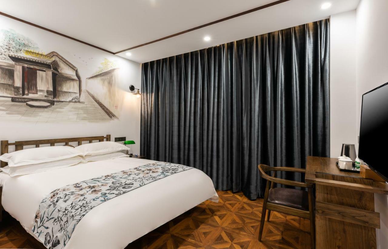 Nostalgia Hotel Near Prince Gong'S Mansion- Beihai Park, Tian'Anmen Square, Nanluoguxiang Hutong, Huguosi Hutong Snack Street, 5 Minutes Walk Away From Ping'Anli Subway Station, Free Ice Cream And Laundry Service,English Communication Well Beijing Luaran gambar